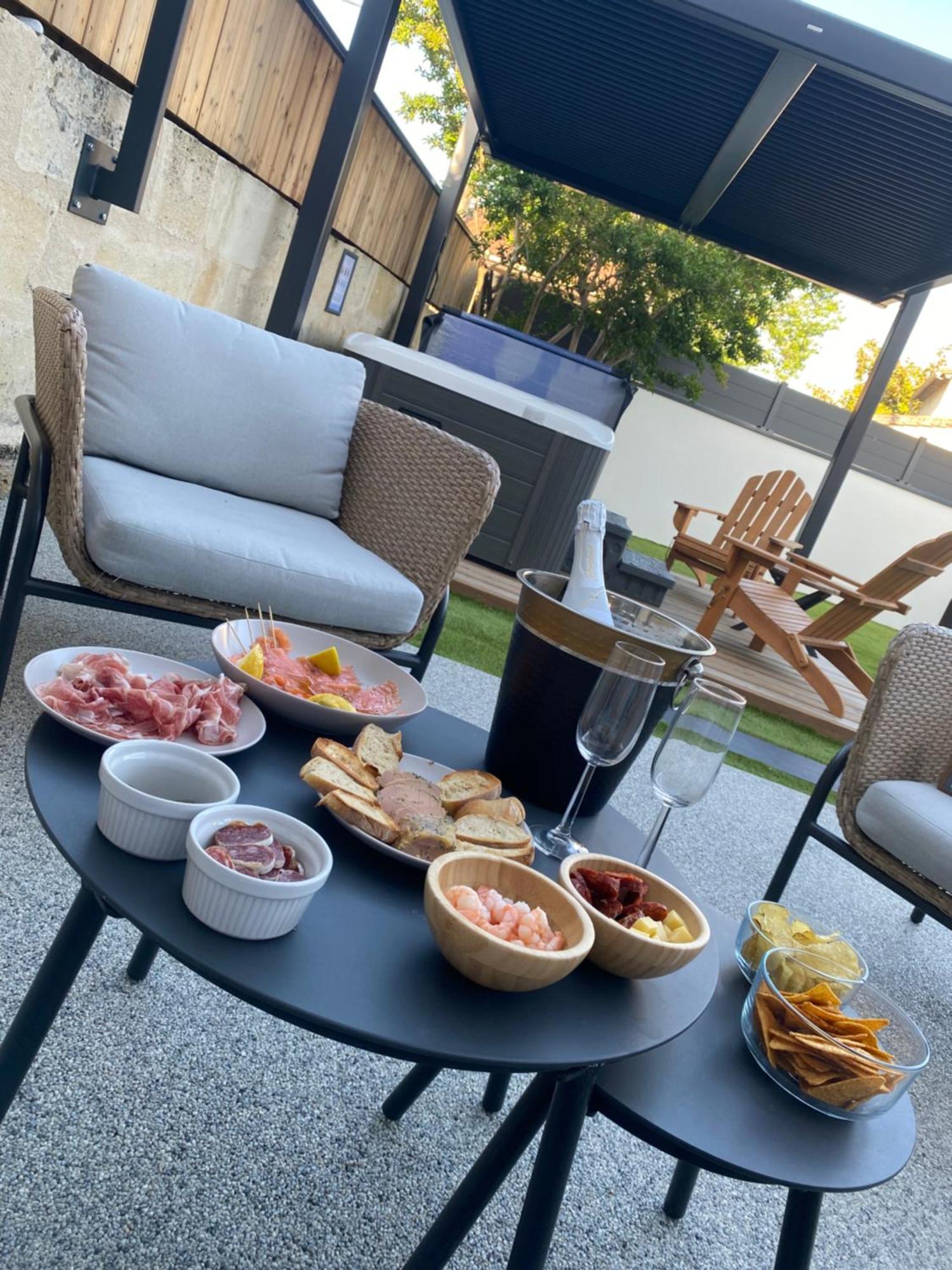 Saint-André-de-Cubzac Magnifique Grange Avec Spa / Love Room מראה חיצוני תמונה